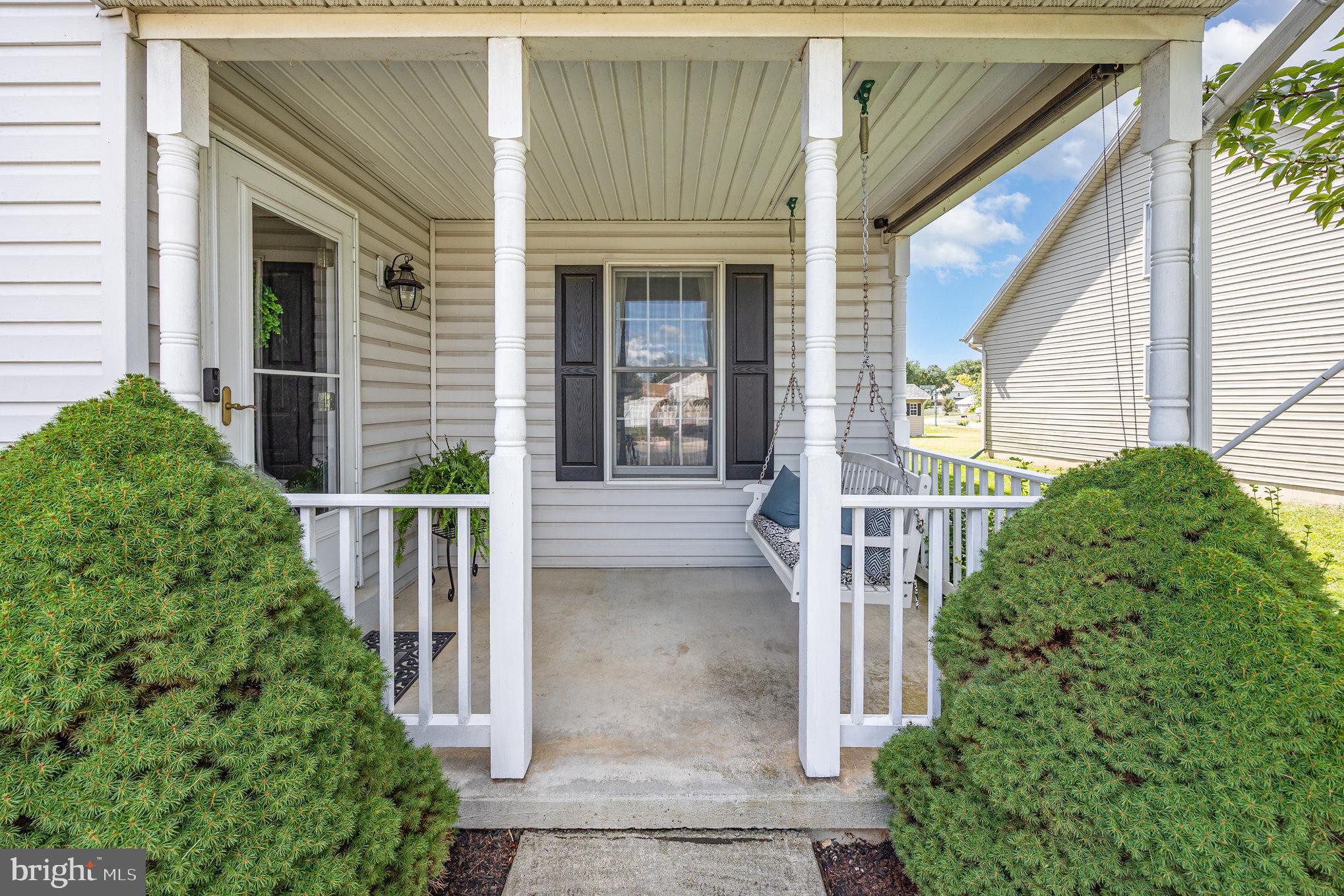 226 FARMHOUSE LN