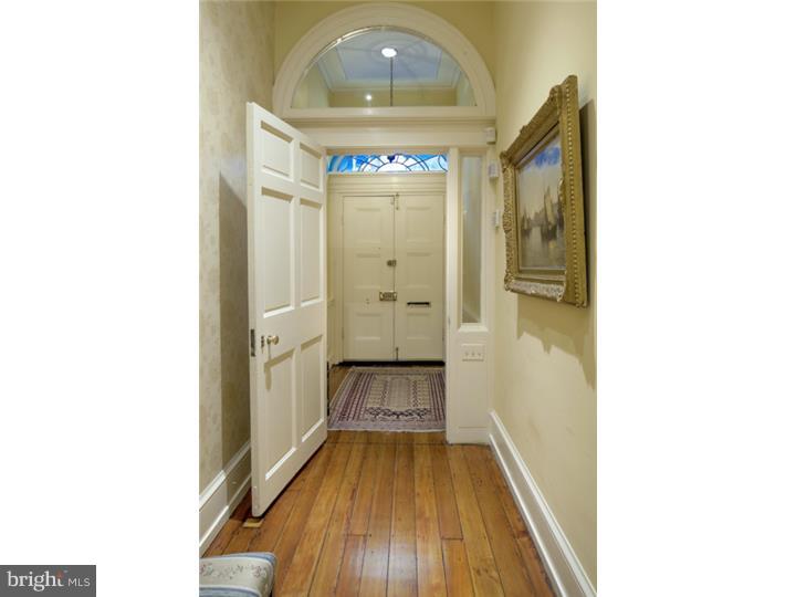 SOCIETY HILL - Residential