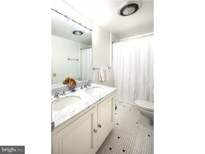 SOCIETY HILL - Residential