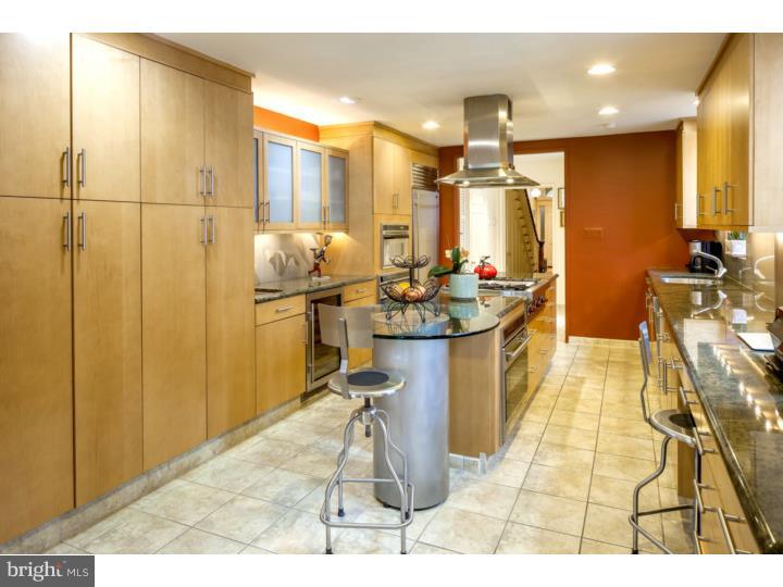 SOCIETY HILL - Residential