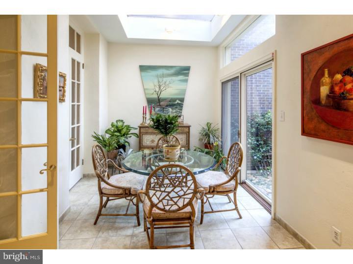 SOCIETY HILL - Residential