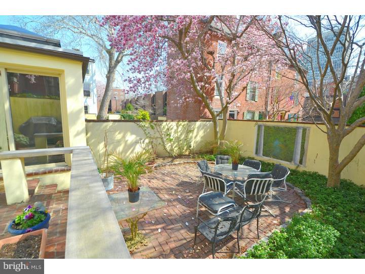 SOCIETY HILL - Residential