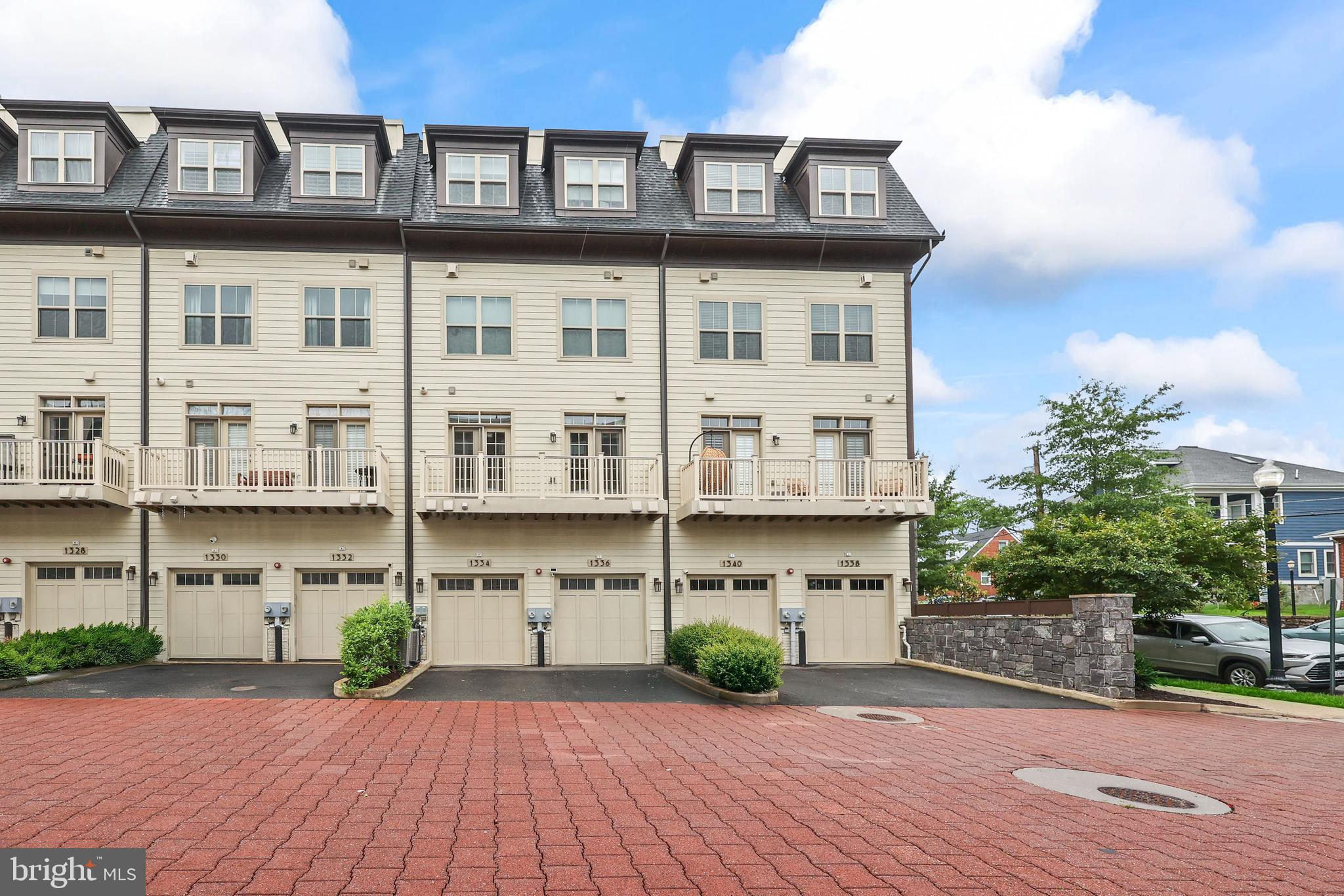 CARVER PLACE - Residential Lease