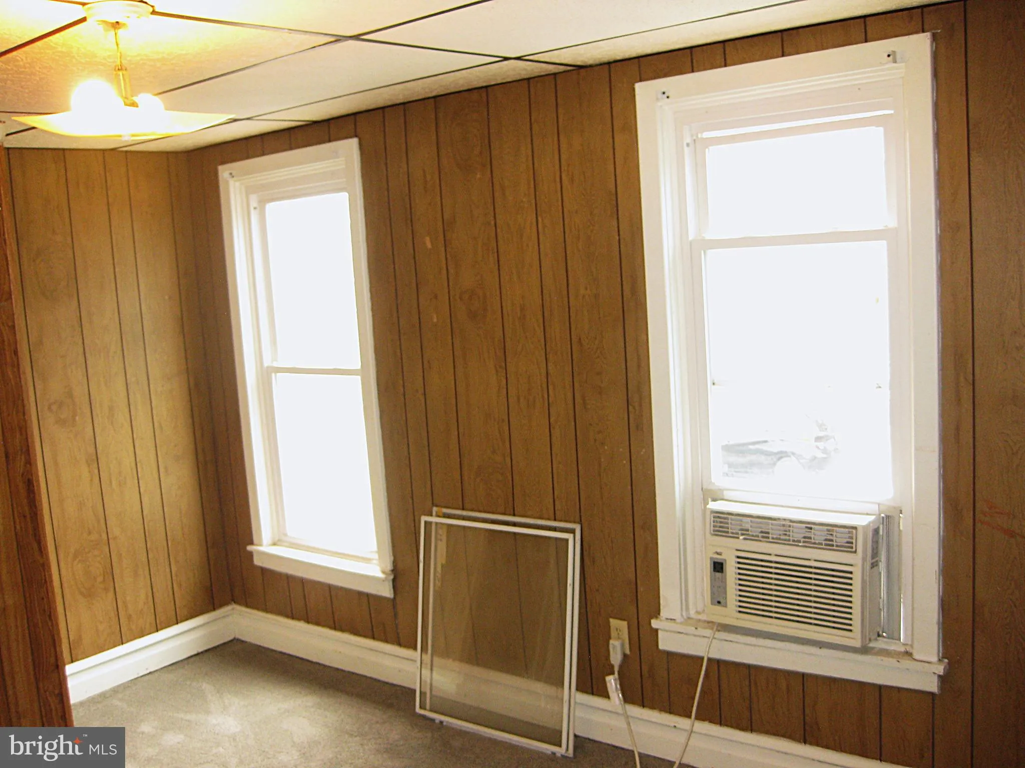 Shippensburg, Pennsylvania 17257, United States, 6 Bedrooms Bedrooms, ,Residential,Pending,44378