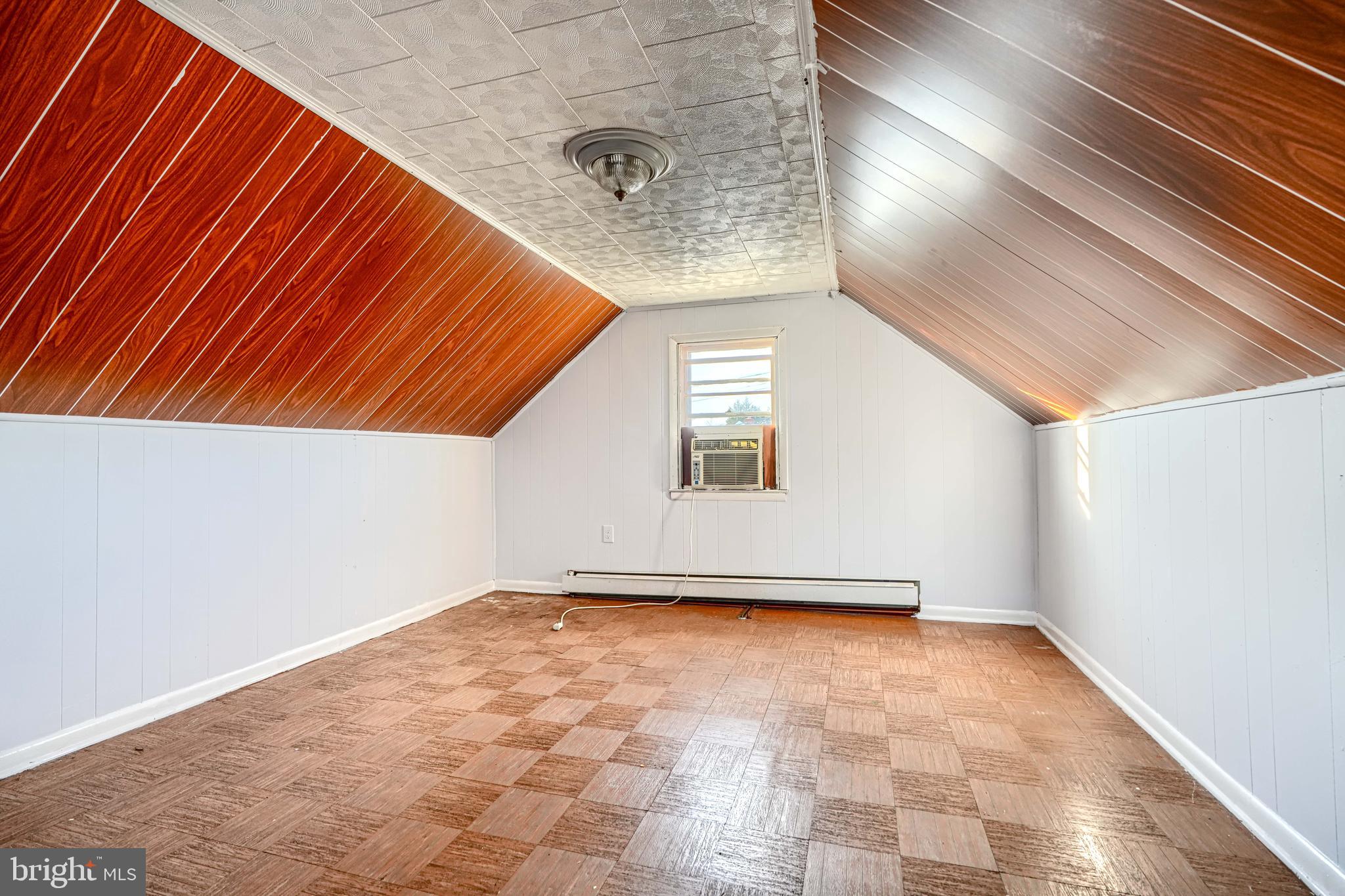 PARKVILLE HEIGHTS - Residential Lease