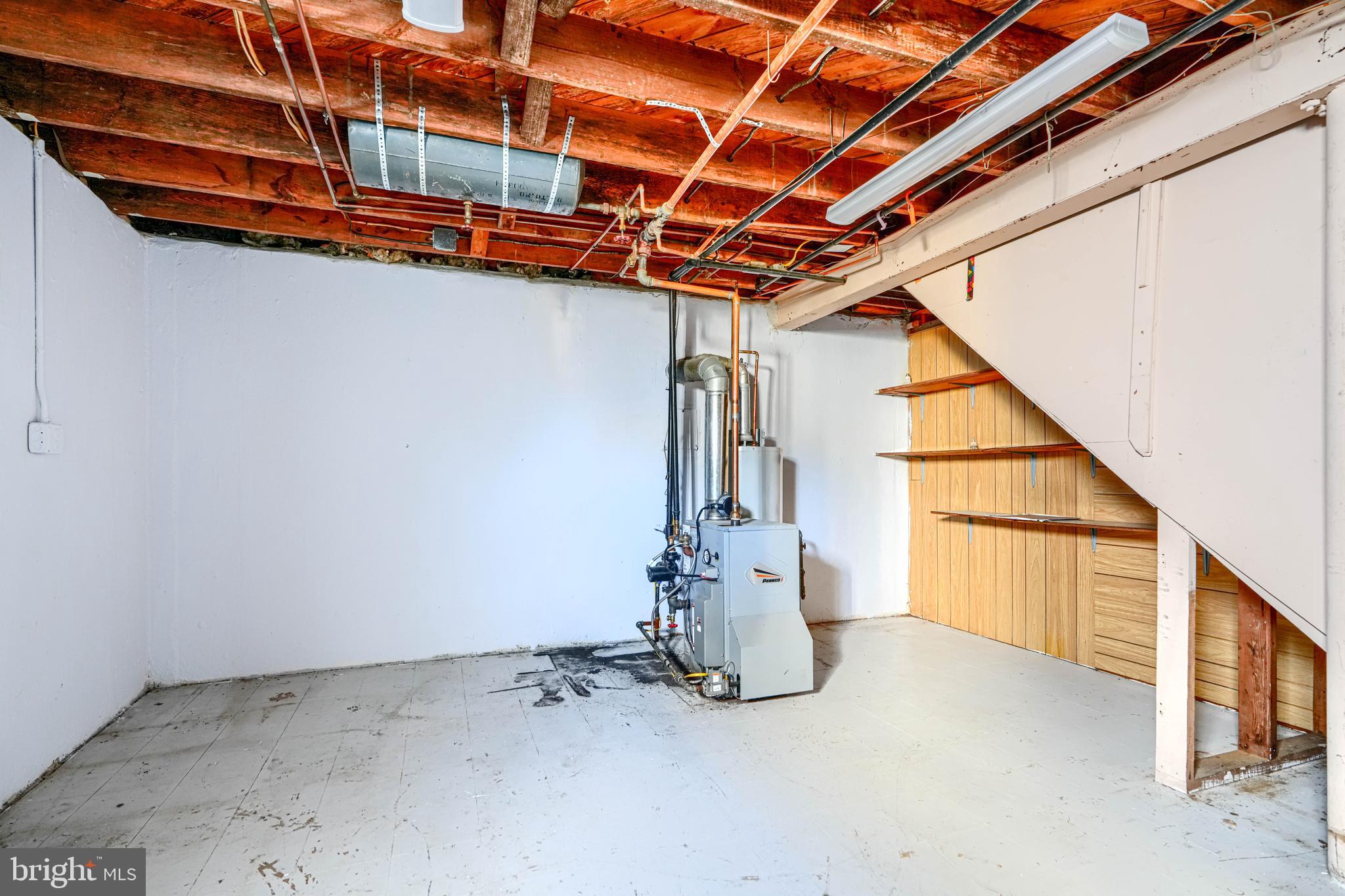 PARKVILLE HEIGHTS - Residential Lease