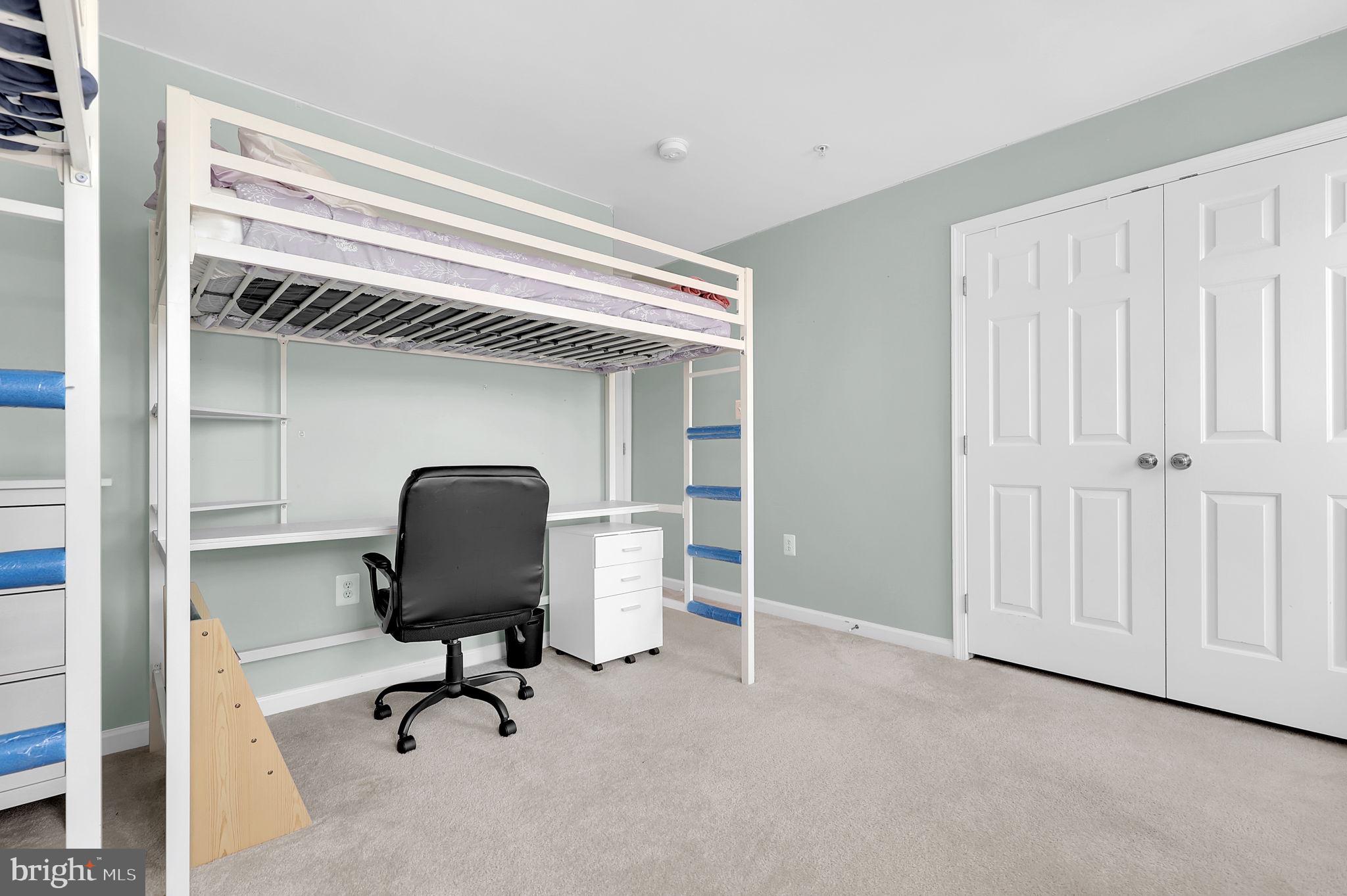 BALLENGER CROSSING CONDO - Residential