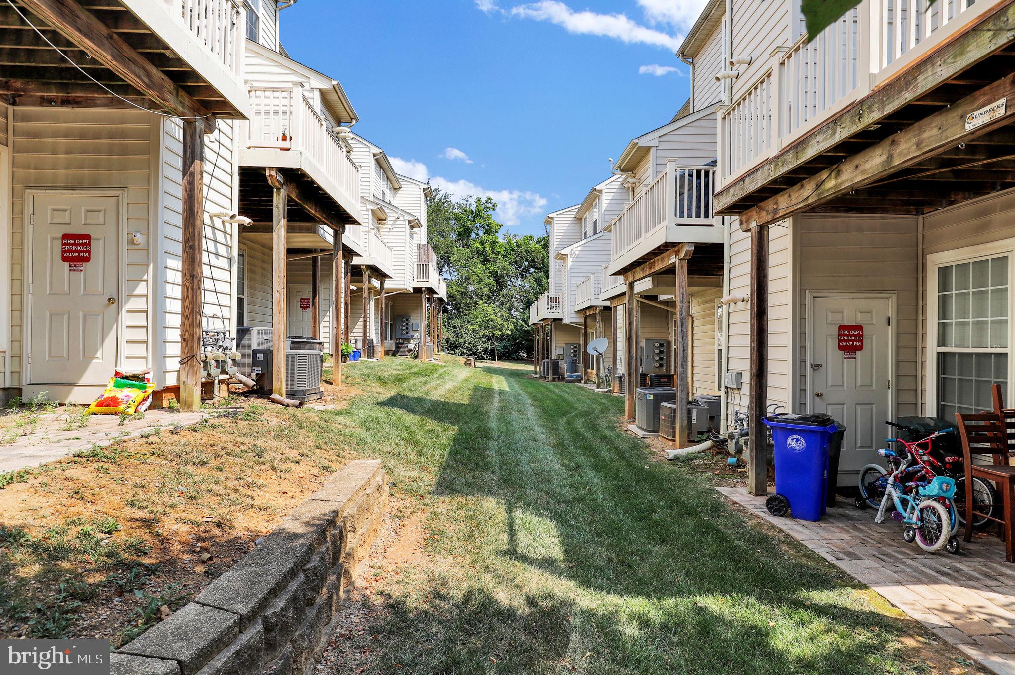 BALLENGER CROSSING CONDO - Residential