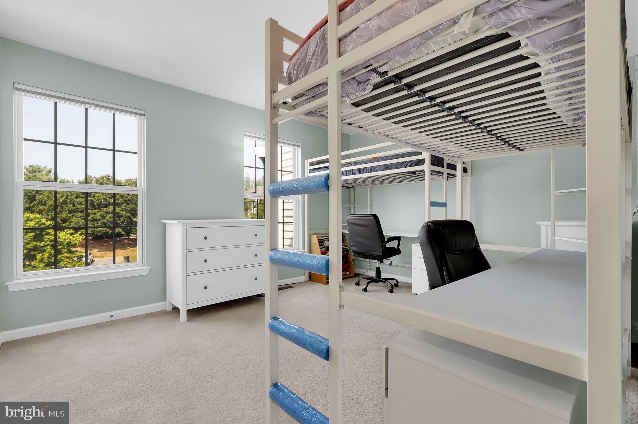 BALLENGER CROSSING CONDO - Residential