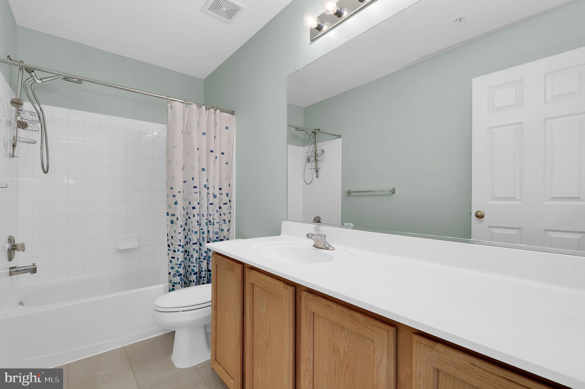 BALLENGER CROSSING CONDO - Residential