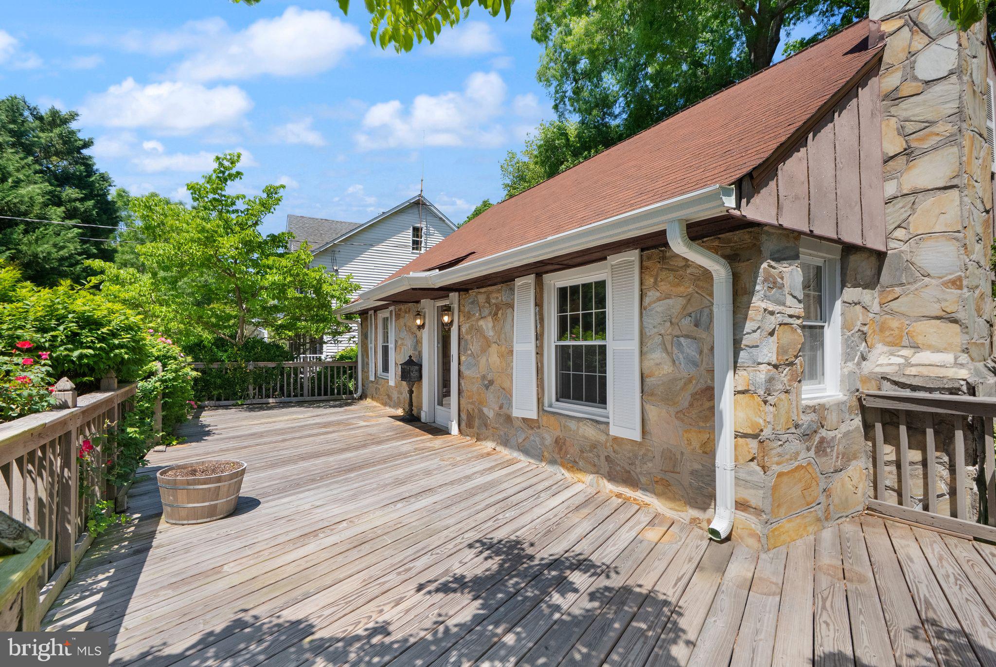 2602 STONE HEDGE DRIVE