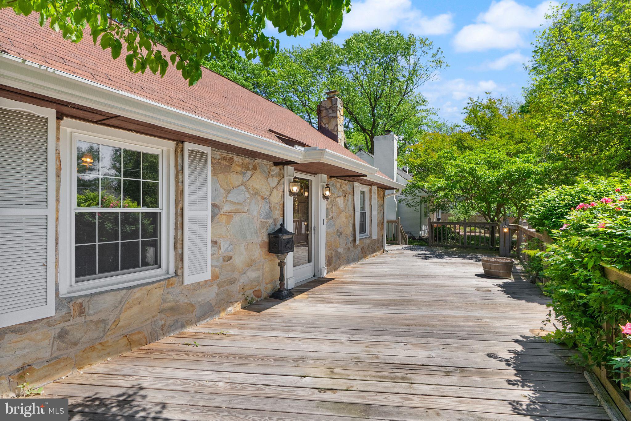 2602 STONE HEDGE DRIVE