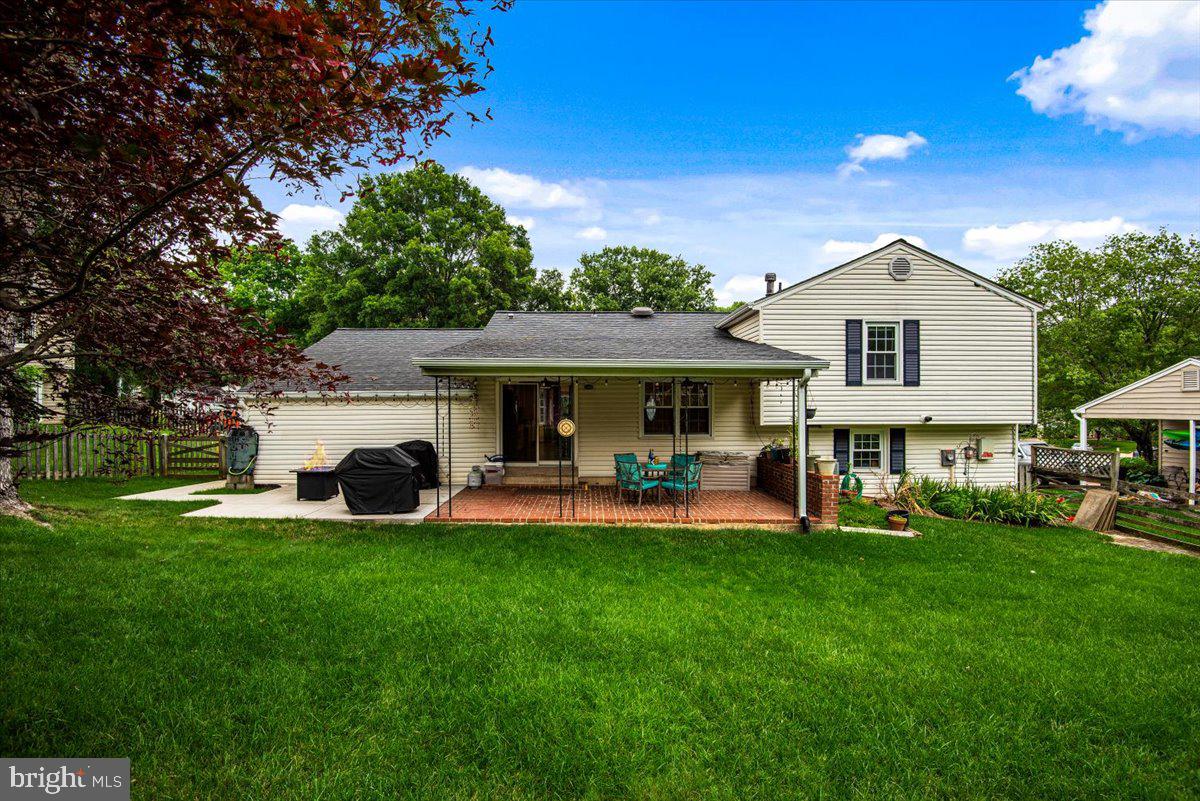 LAKE BRADDOCK - Residential