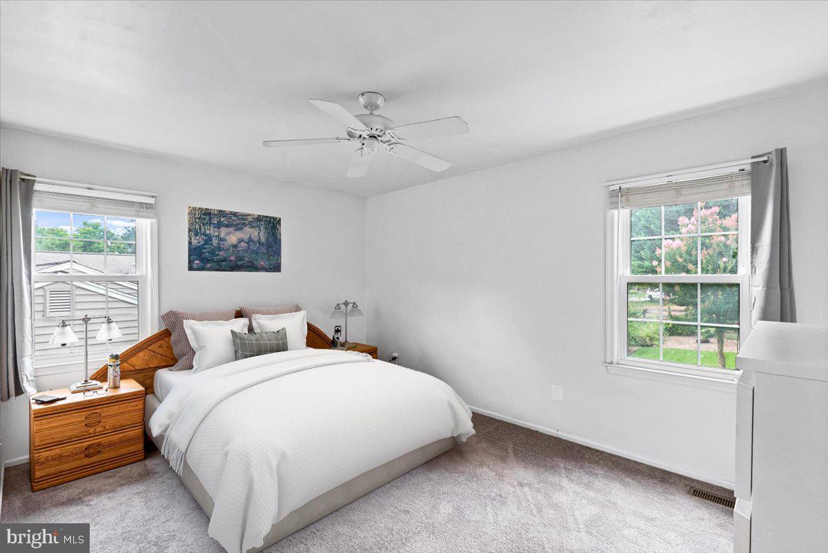 LAKE BRADDOCK - Residential