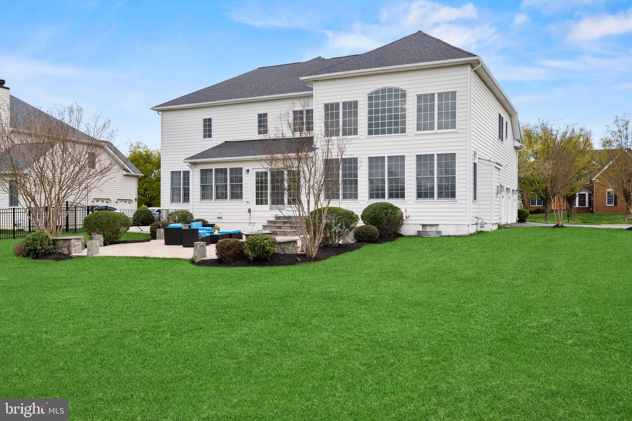 LOUDOUN VALLEY ESTATES 2 - Residential