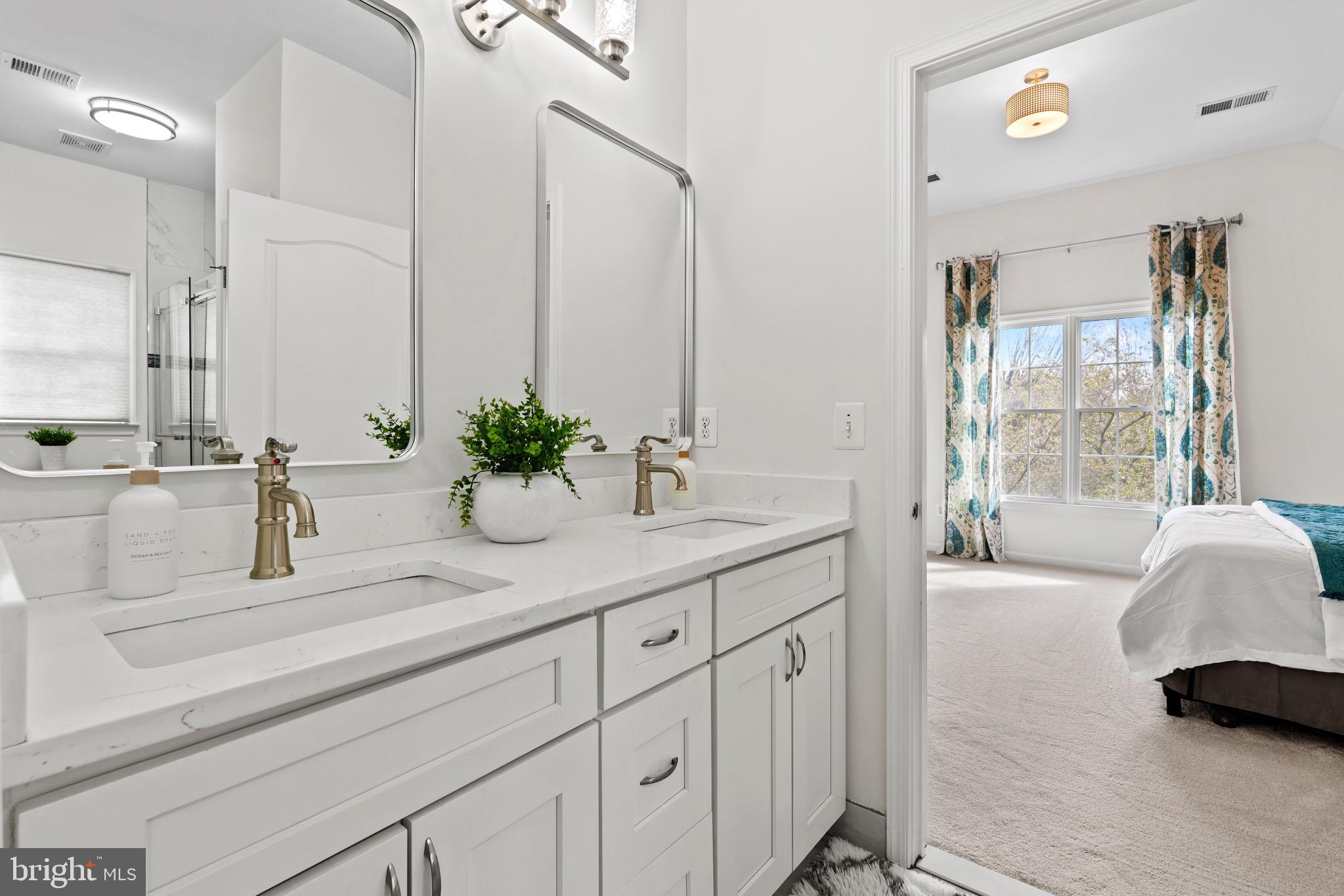 LOUDOUN VALLEY ESTATES 2 - Residential