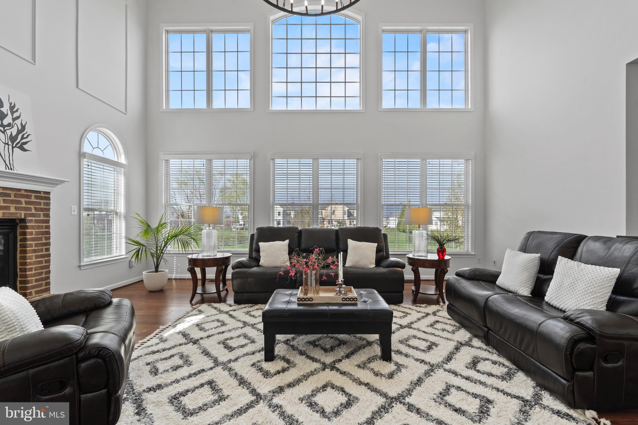 LOUDOUN VALLEY ESTATES 2 - Residential