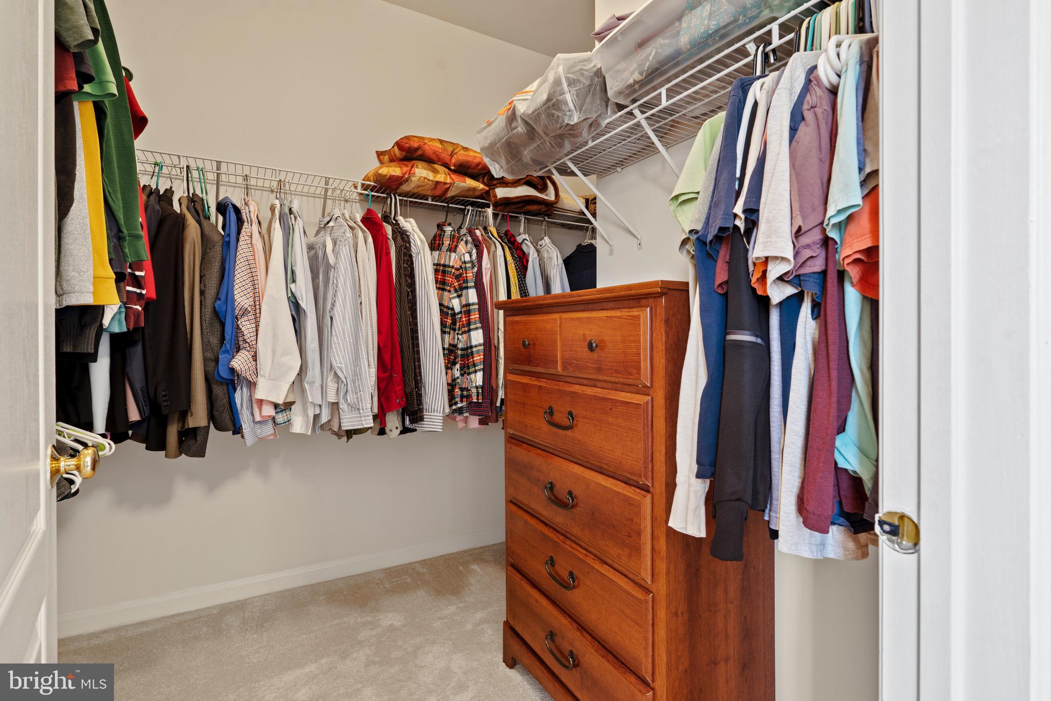 LOUDOUN VALLEY ESTATES 2 - Residential