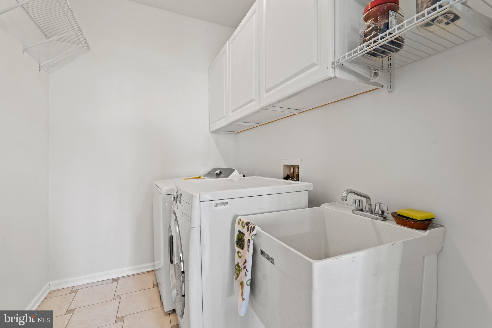 LOUDOUN VALLEY ESTATES 2 - Residential