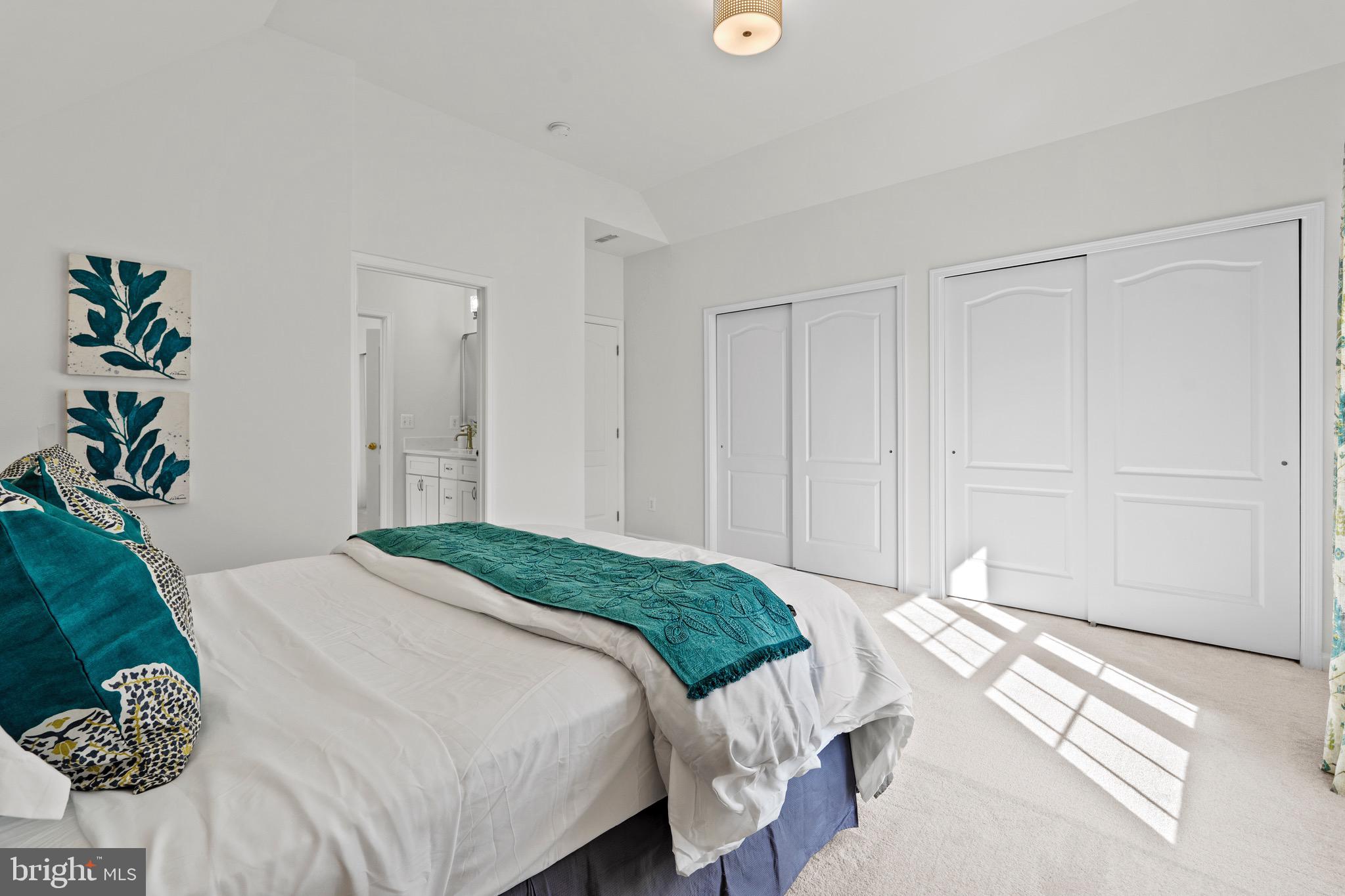 LOUDOUN VALLEY ESTATES 2 - Residential