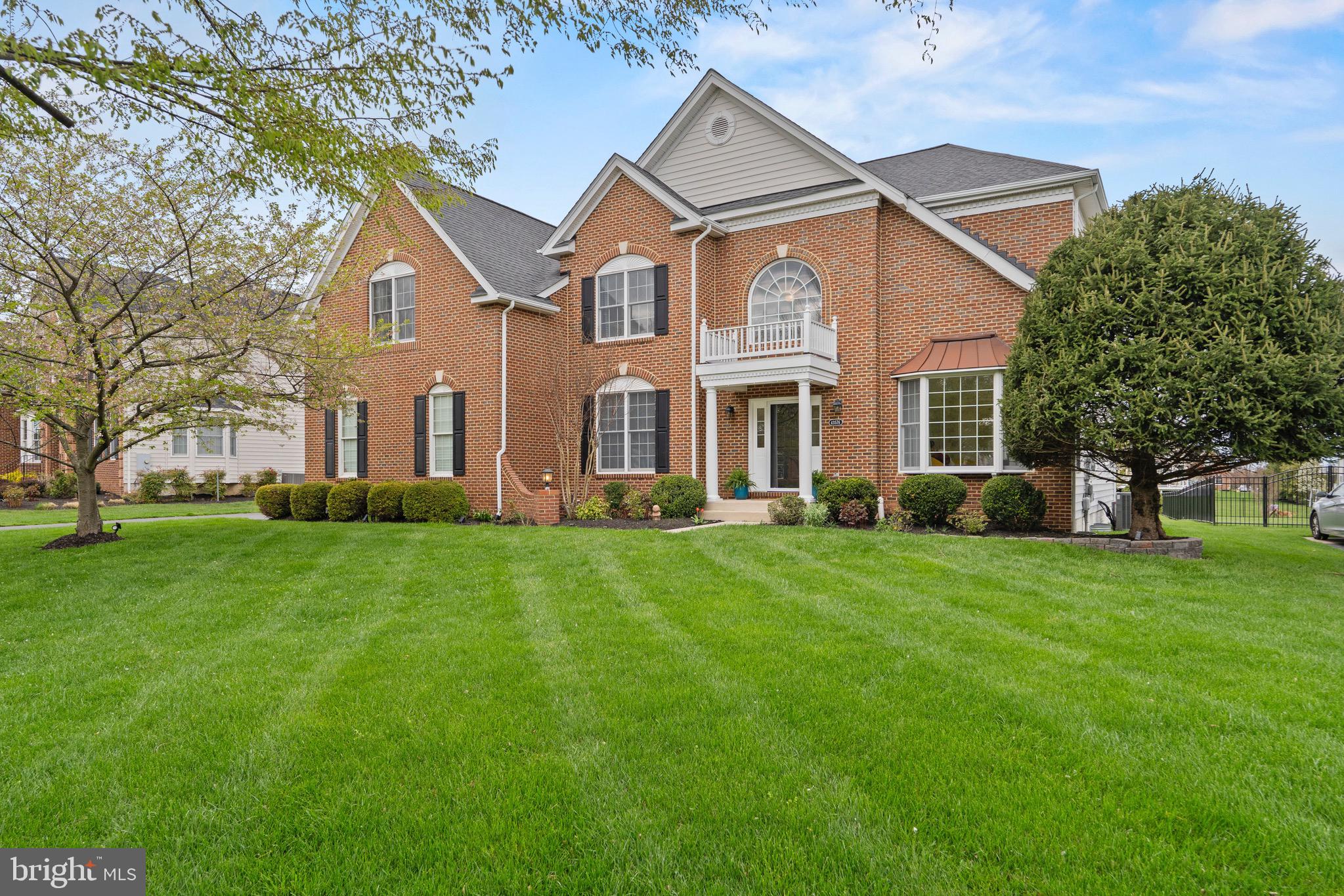 LOUDOUN VALLEY ESTATES 2 - Residential