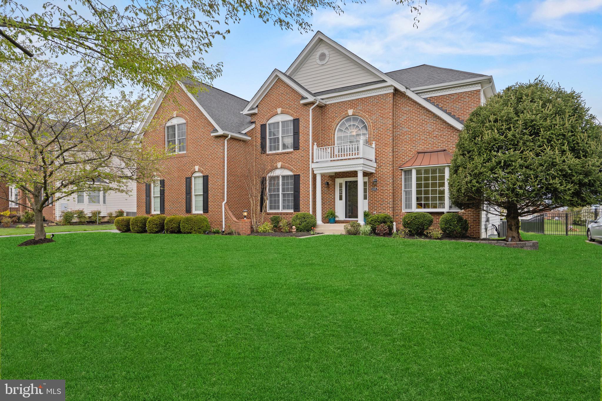 LOUDOUN VALLEY ESTATES 2 - Residential