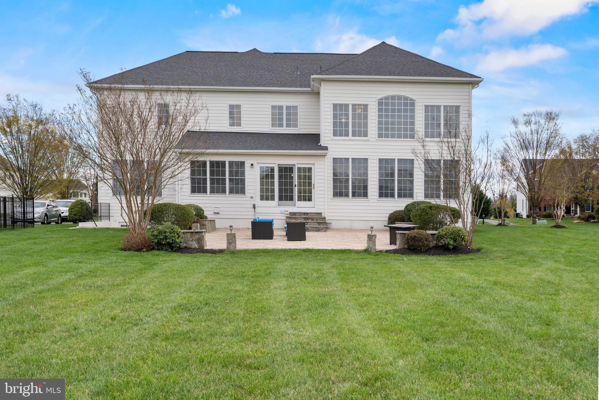 LOUDOUN VALLEY ESTATES 2 - Residential