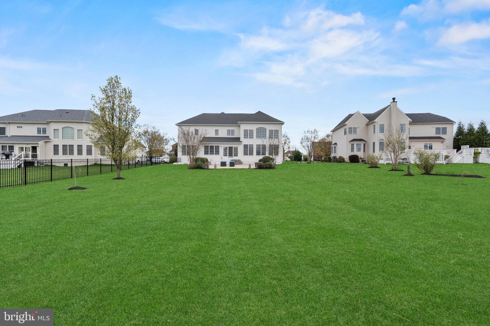 LOUDOUN VALLEY ESTATES 2 - Residential
