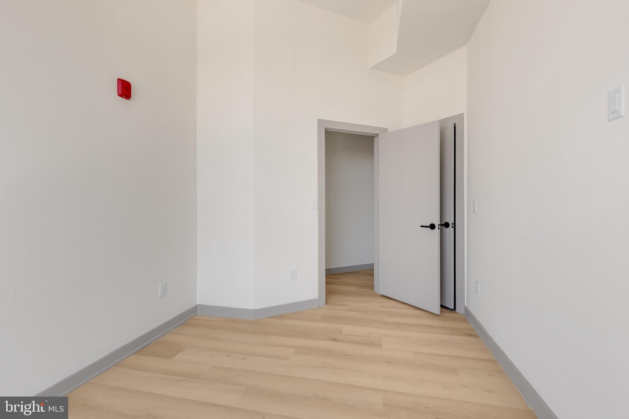 SPRING GARDEN - Residential Lease