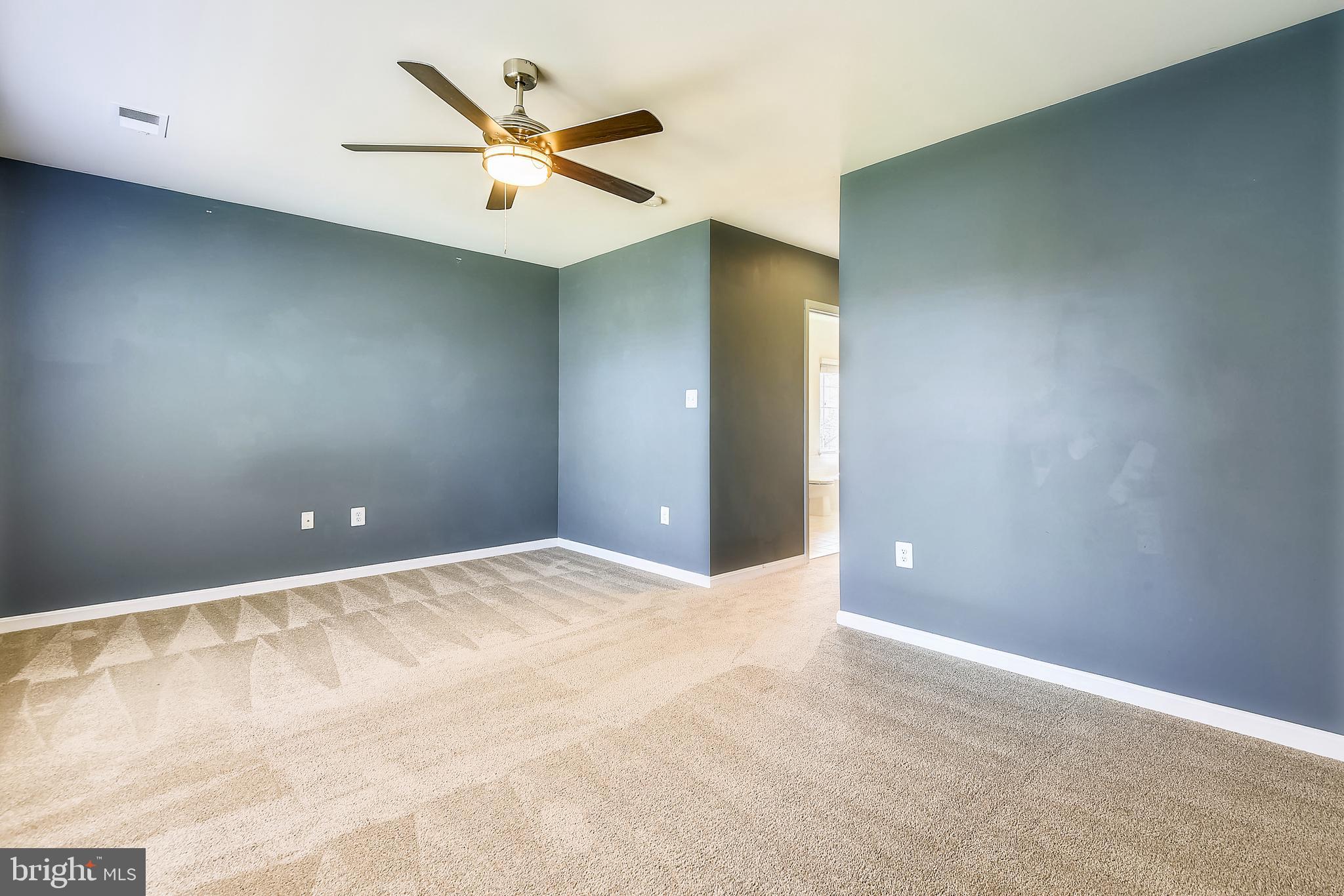 SEVEN OAKS - Residential