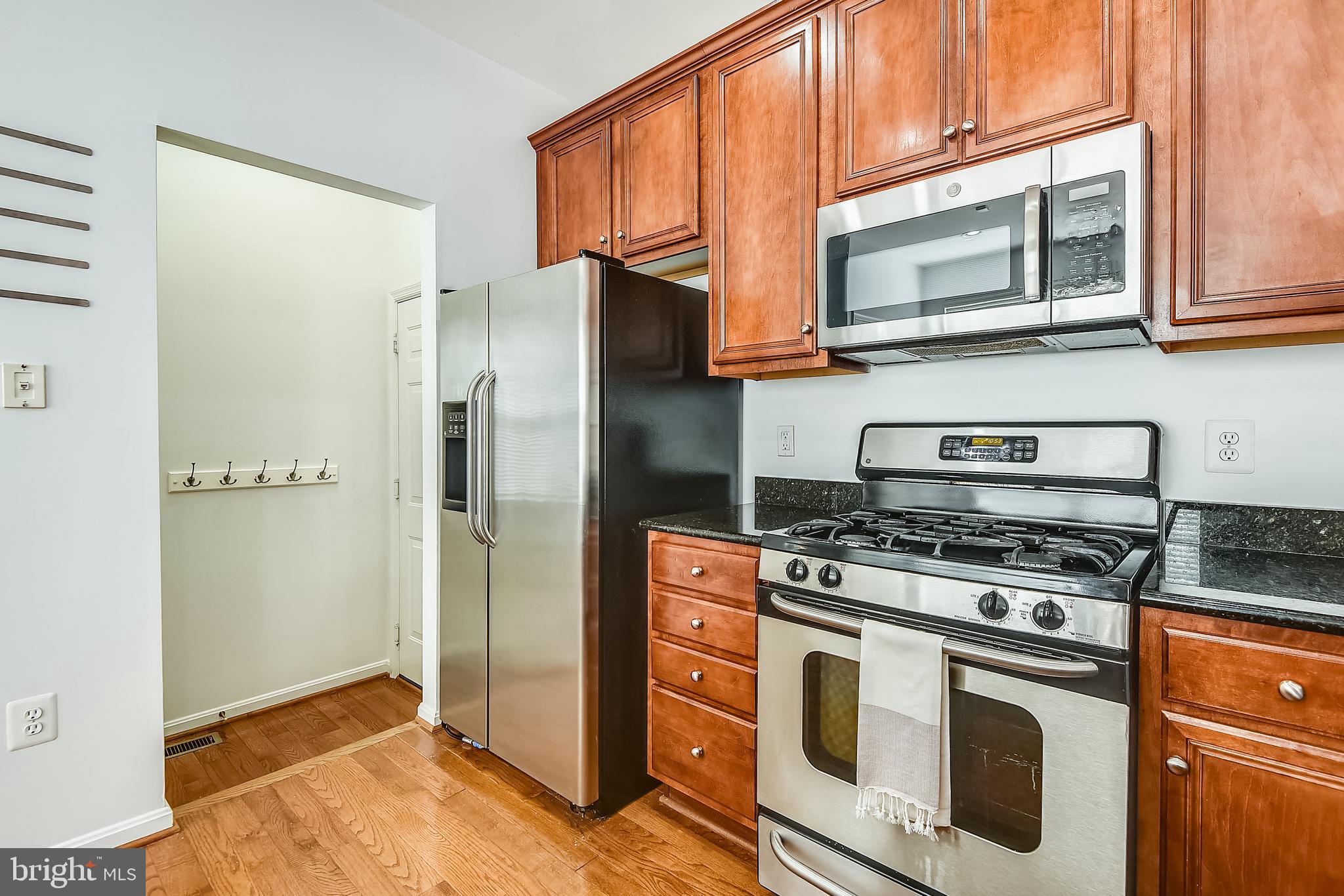 SEVEN OAKS - Residential