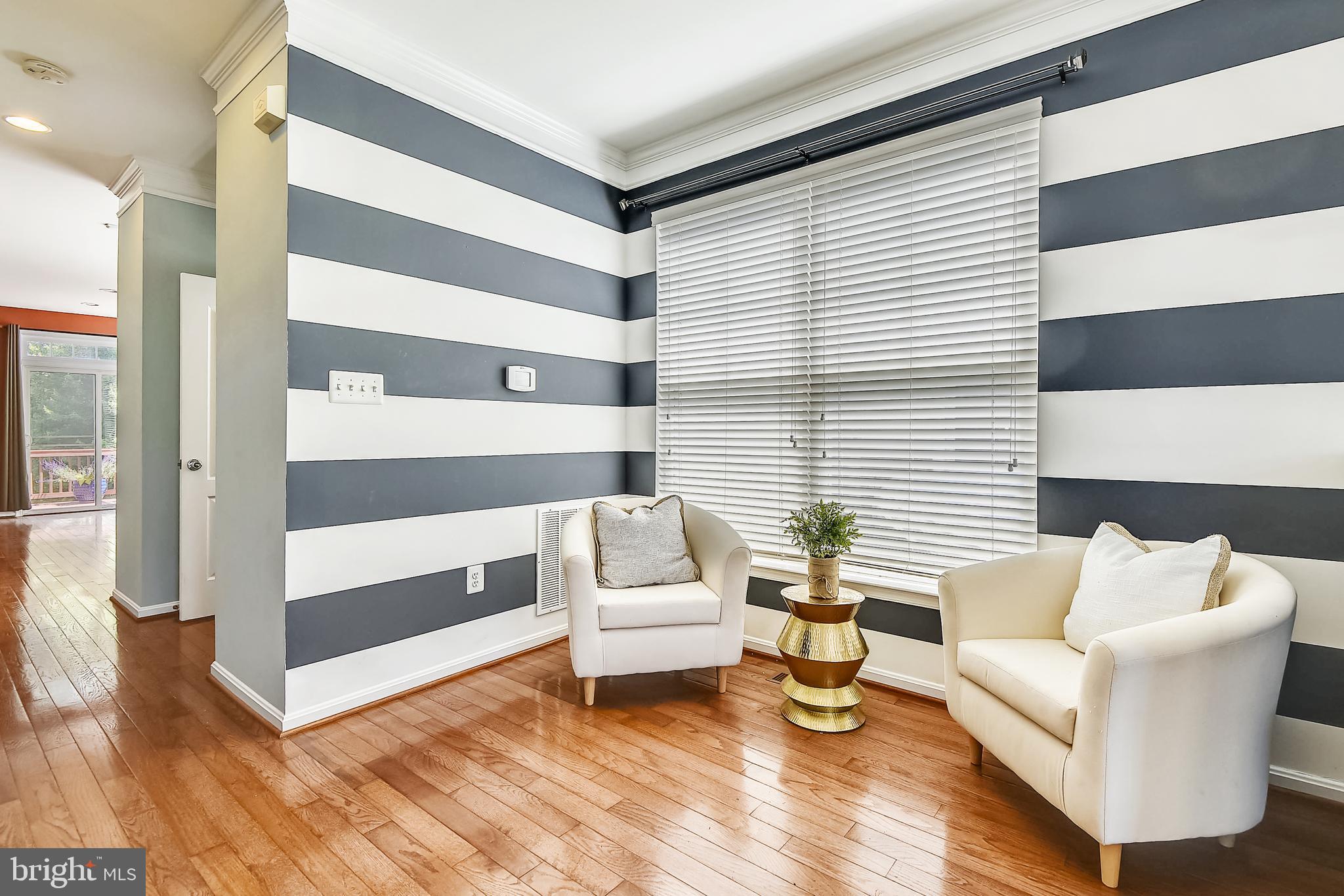 SEVEN OAKS - Residential