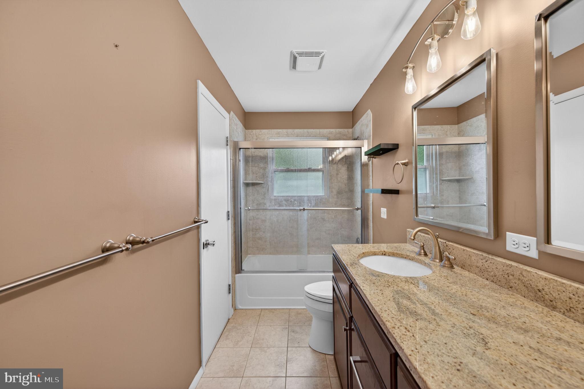 LONG BAR HARBOR - Residential