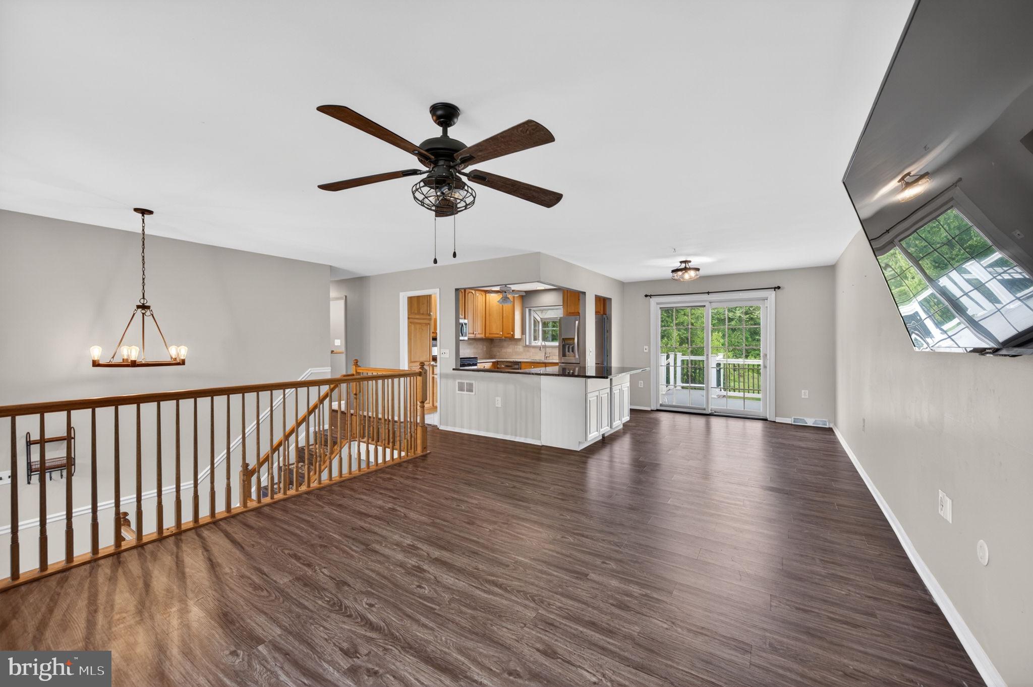 LONG BAR HARBOR - Residential