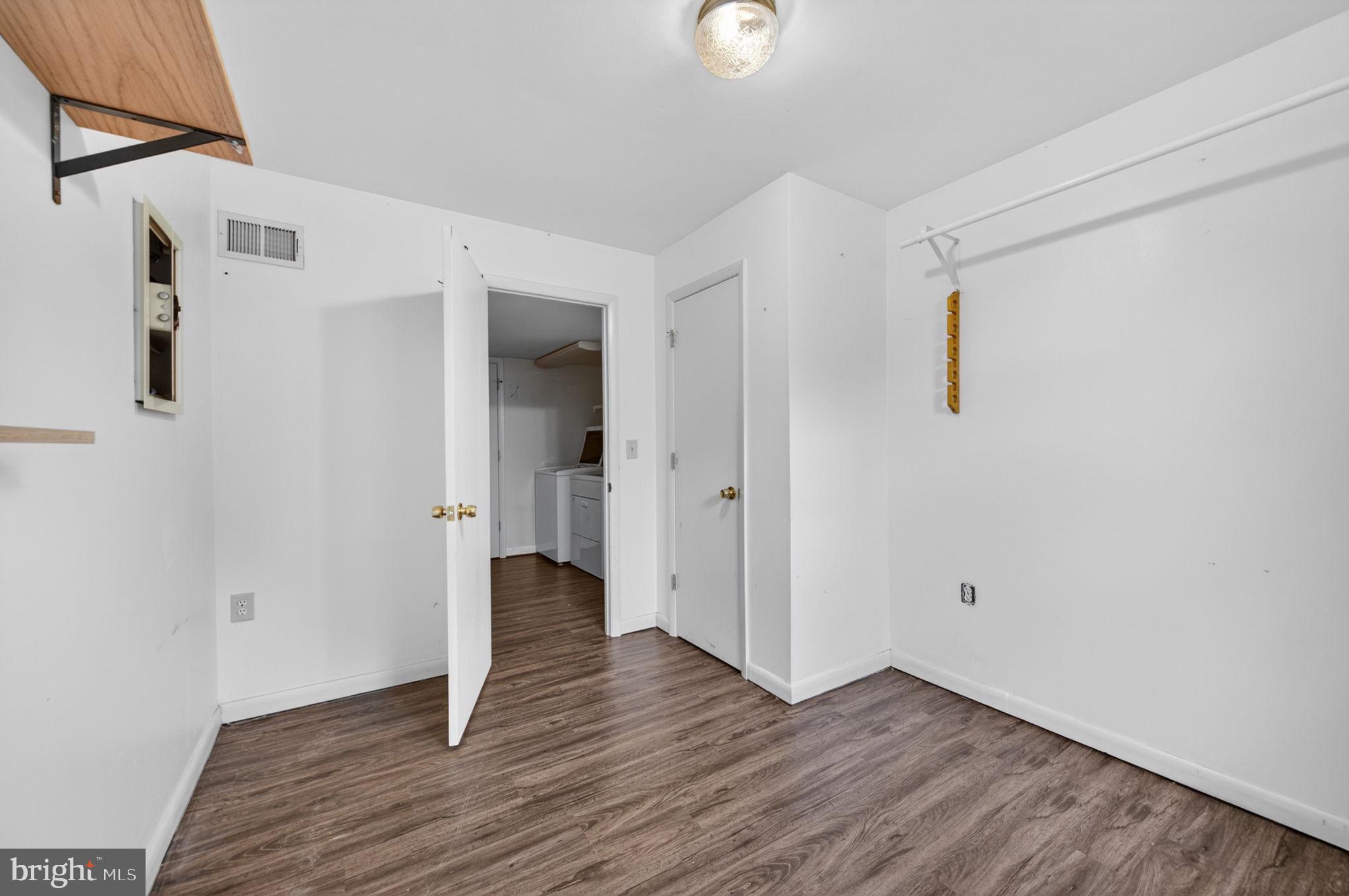 LONG BAR HARBOR - Residential