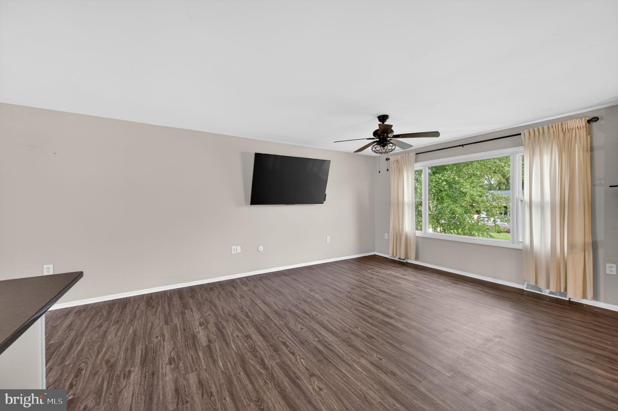 LONG BAR HARBOR - Residential