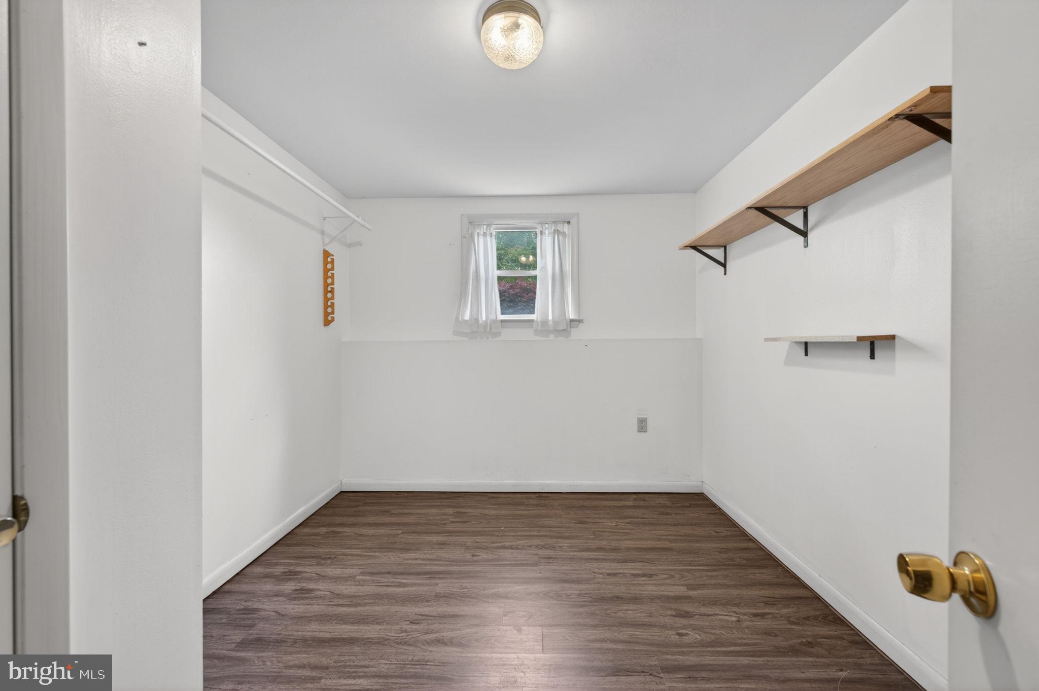 LONG BAR HARBOR - Residential