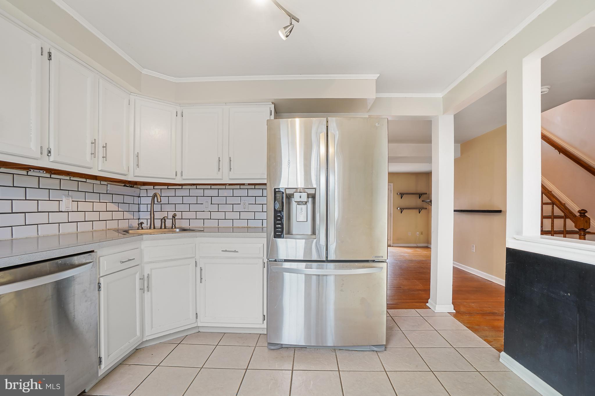 WATERSIDE - Residential