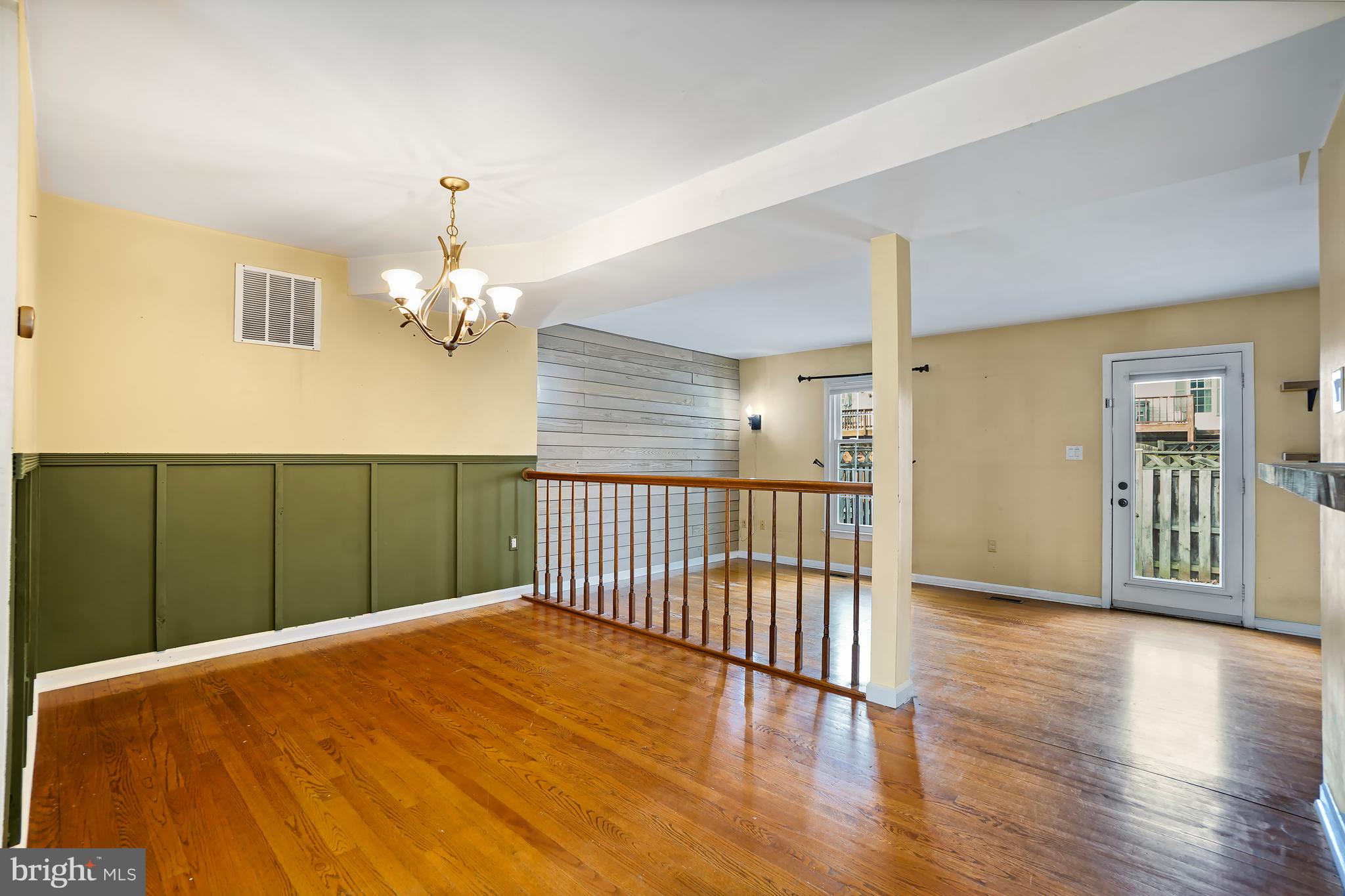 WATERSIDE - Residential