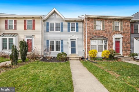 Townhouse For Sale - 7994 Windsail Court<br/> Frederick County, FREDERICK, MD 21701
