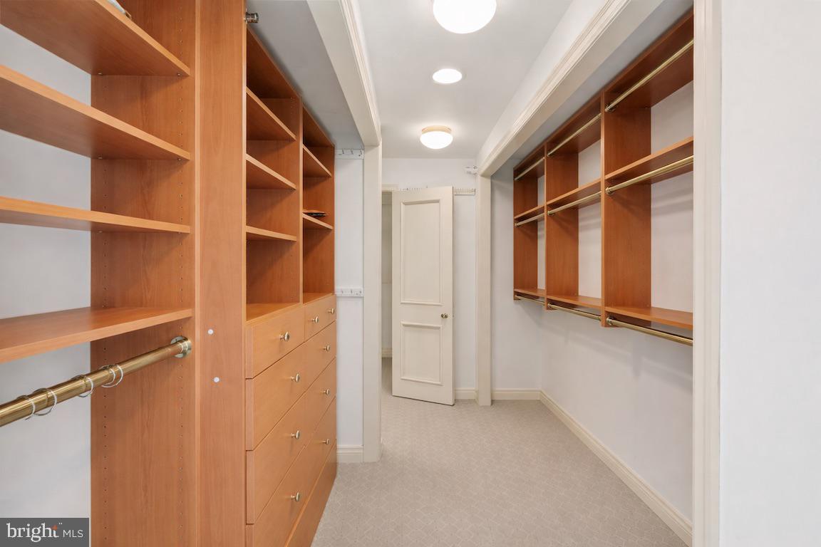 BRYN MAWR - Residential