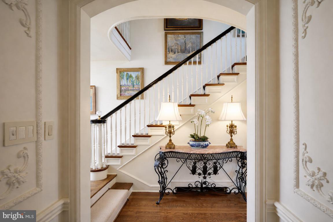 BRYN MAWR - Residential