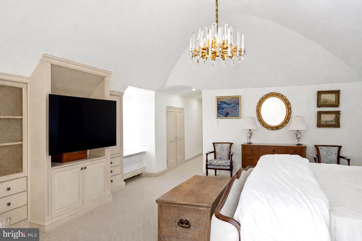 BRYN MAWR - Residential