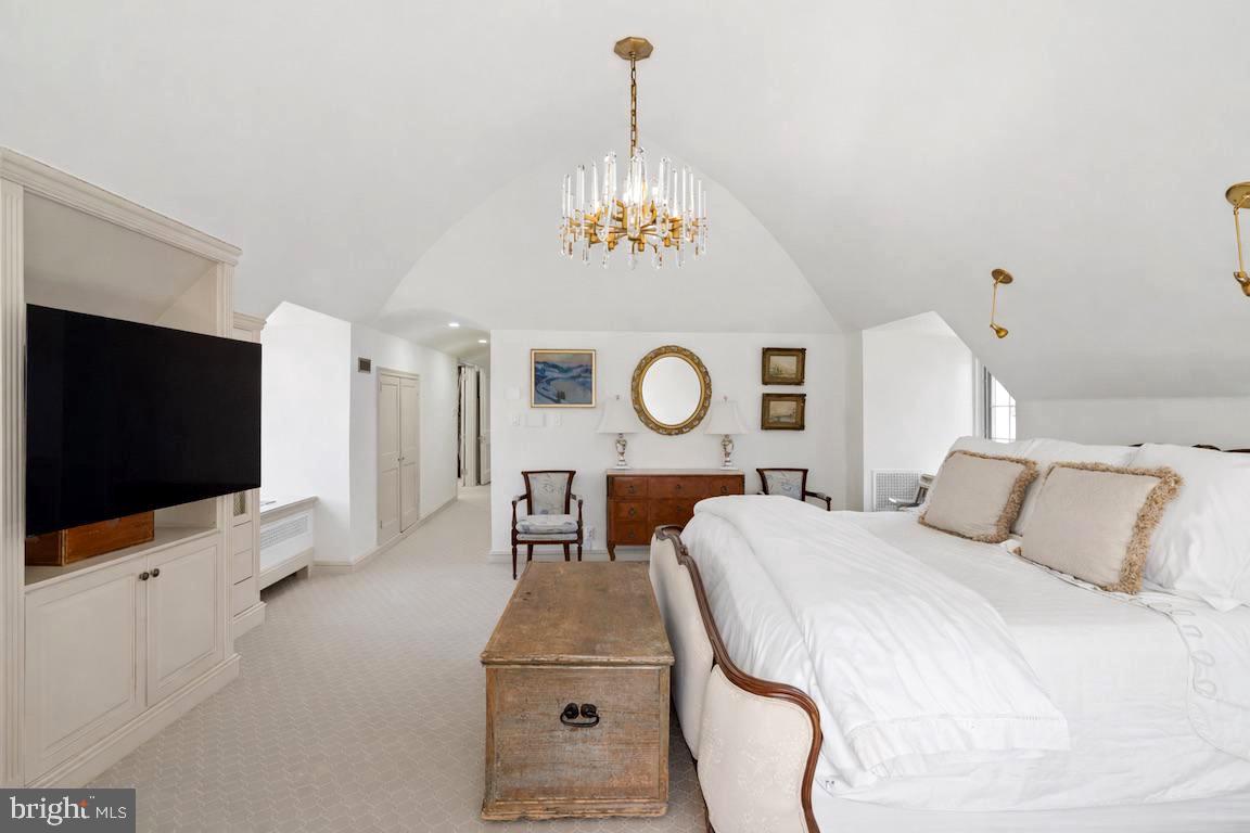 BRYN MAWR - Residential