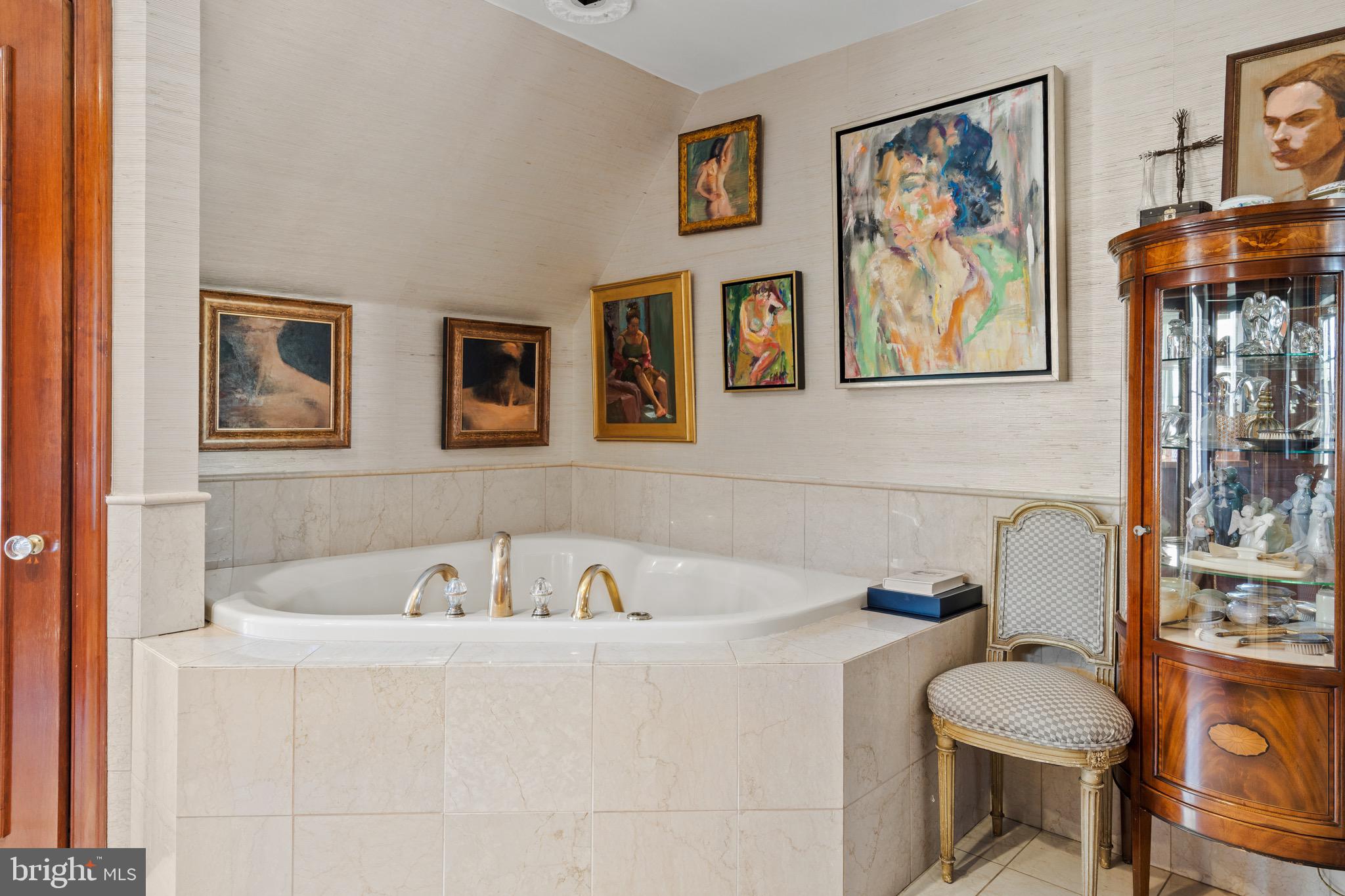 BRYN MAWR - Residential