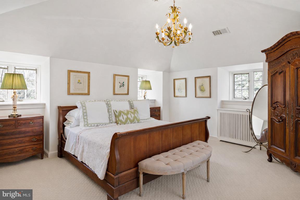 BRYN MAWR - Residential