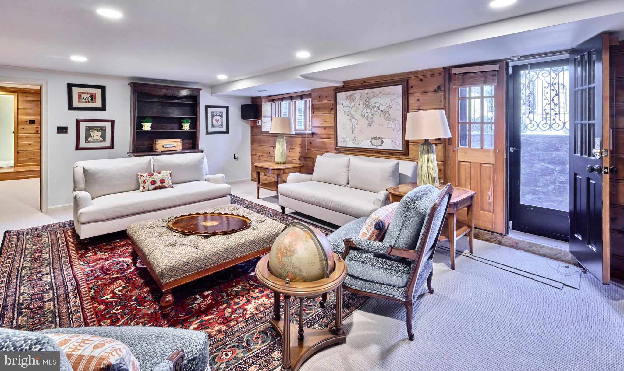 BRYN MAWR - Residential