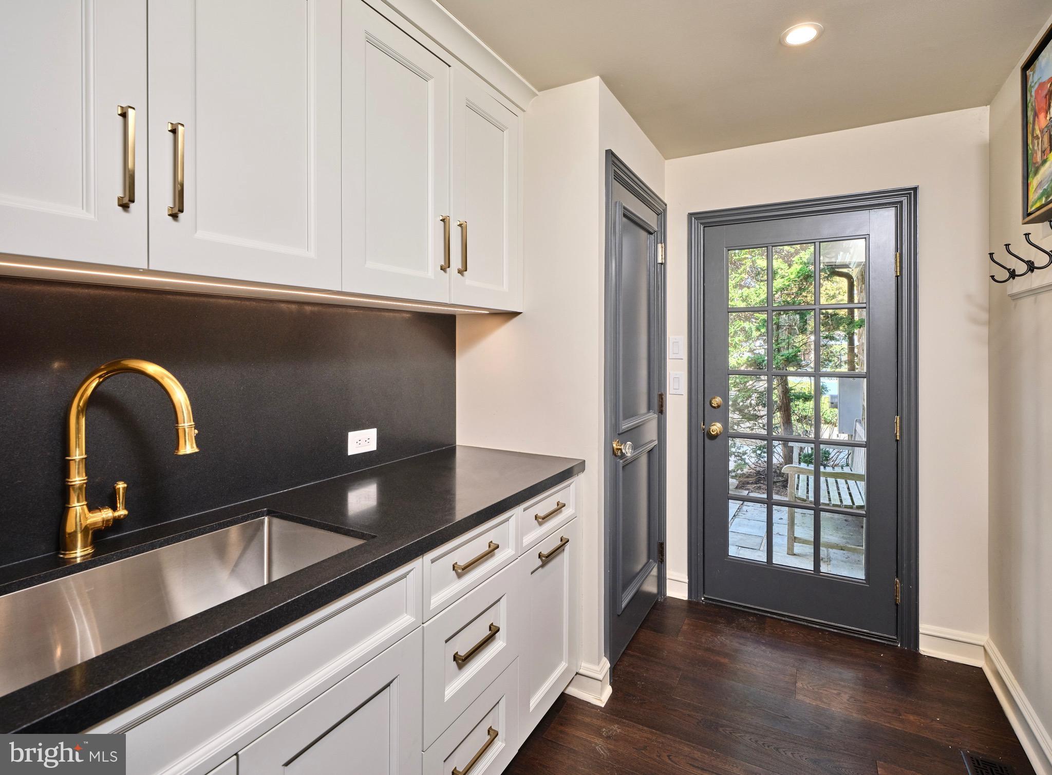 BRYN MAWR - Residential