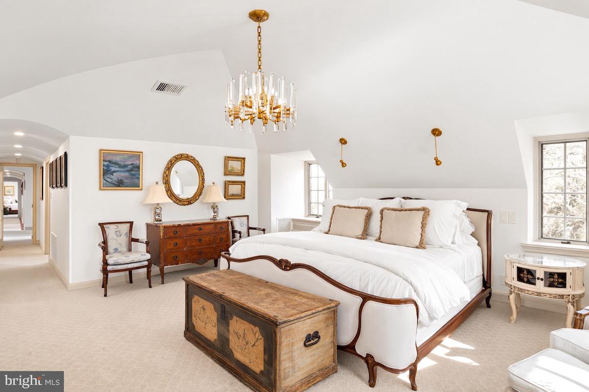 BRYN MAWR - Residential