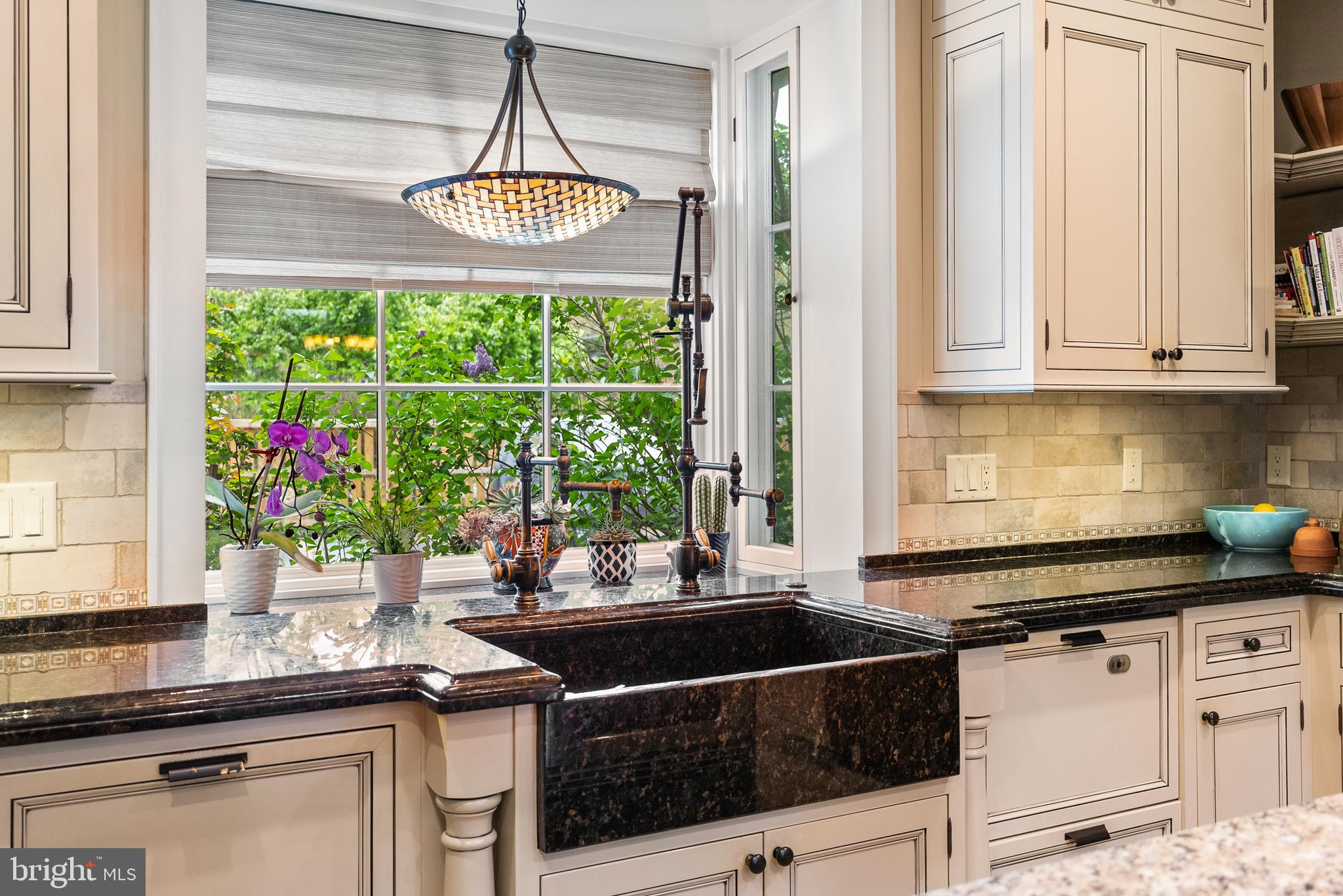 HUNTERS STATION - Residential